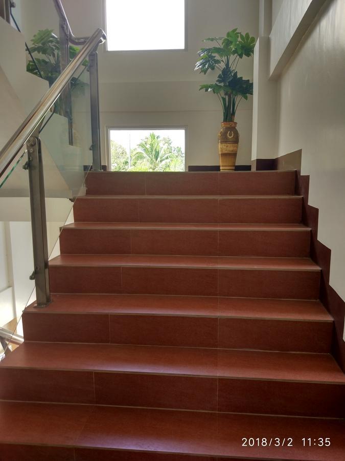 Bicotels Hotel Batangas Exteriör bild