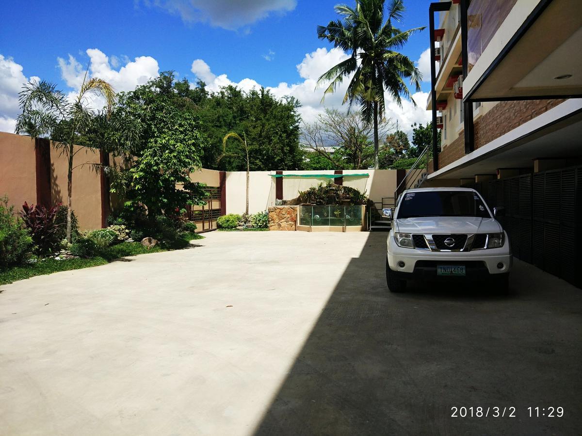 Bicotels Hotel Batangas Exteriör bild
