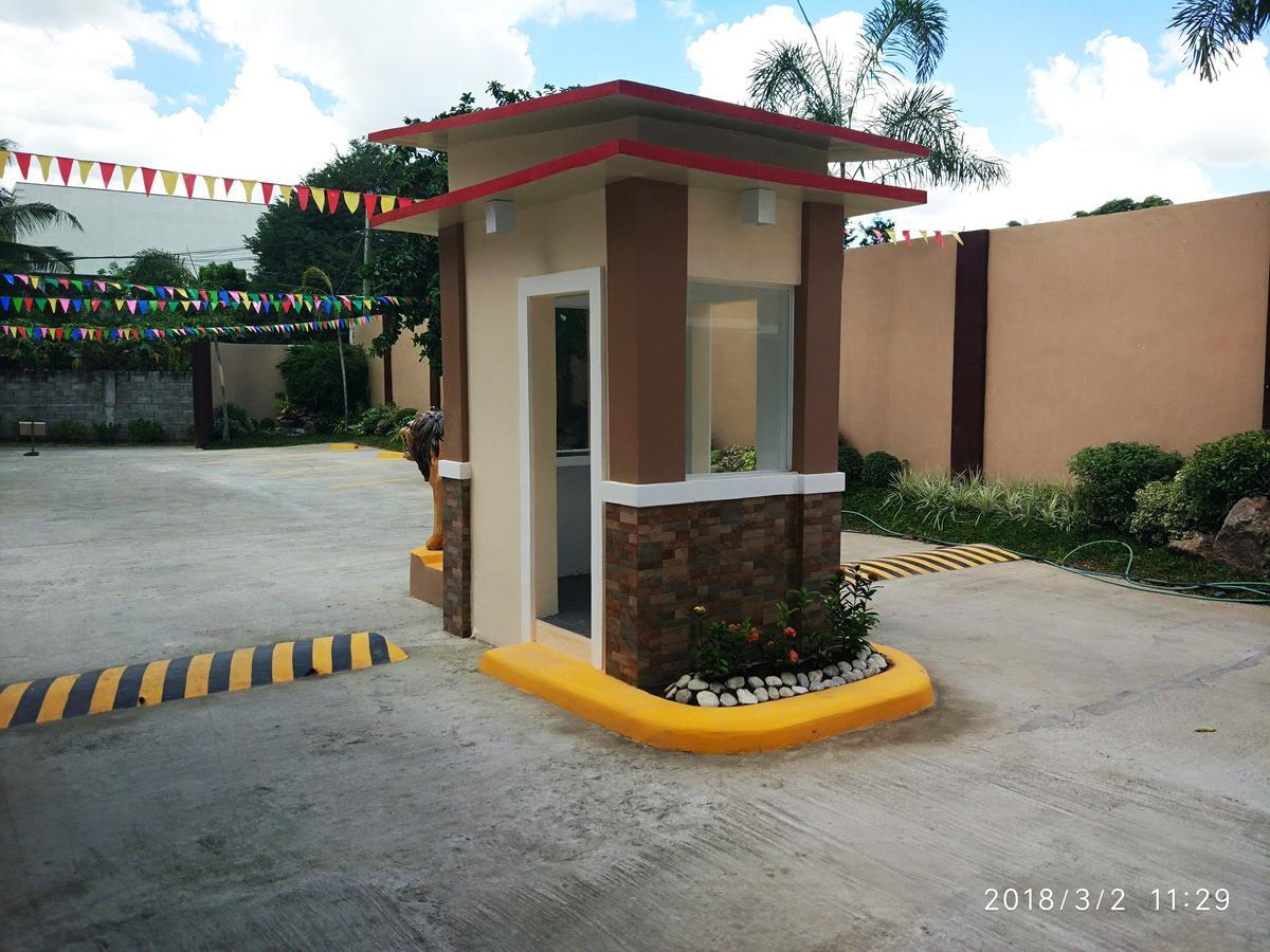 Bicotels Hotel Batangas Exteriör bild